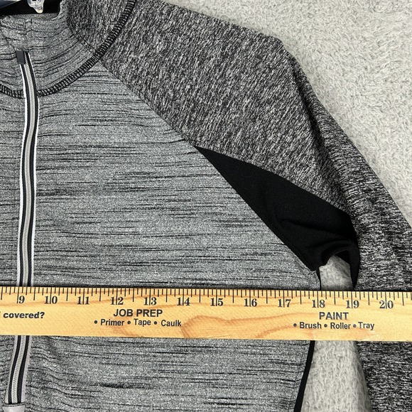 Athleta Pullover Womens Medium Gray Black Quarter Zip Stretch Running Thumbholes - Picture 6 of 11